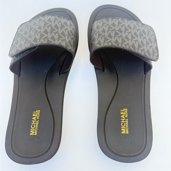 β¨π‘ NEW Michael Kors Slide Sandals β Black Size 8 (No Box) π‘β¨ - Picture 4 of 7